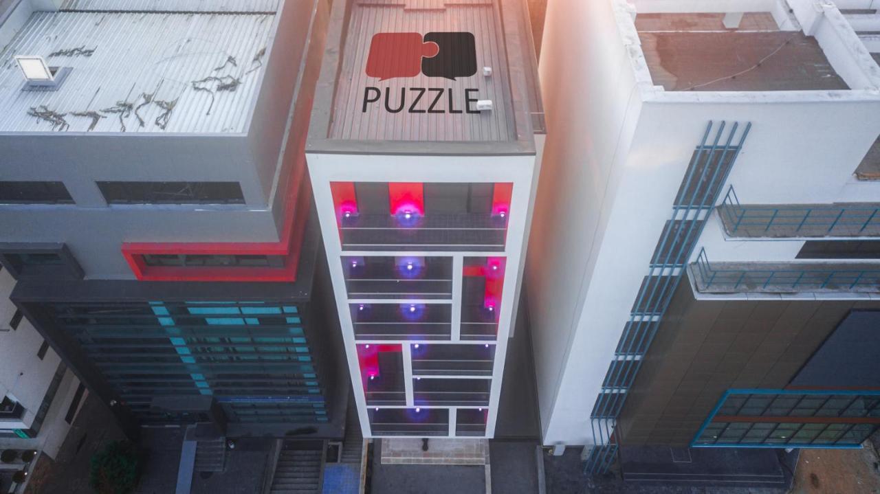 Puzzle Apartaments&Studios ไกรโอวา ภายนอก รูปภาพ